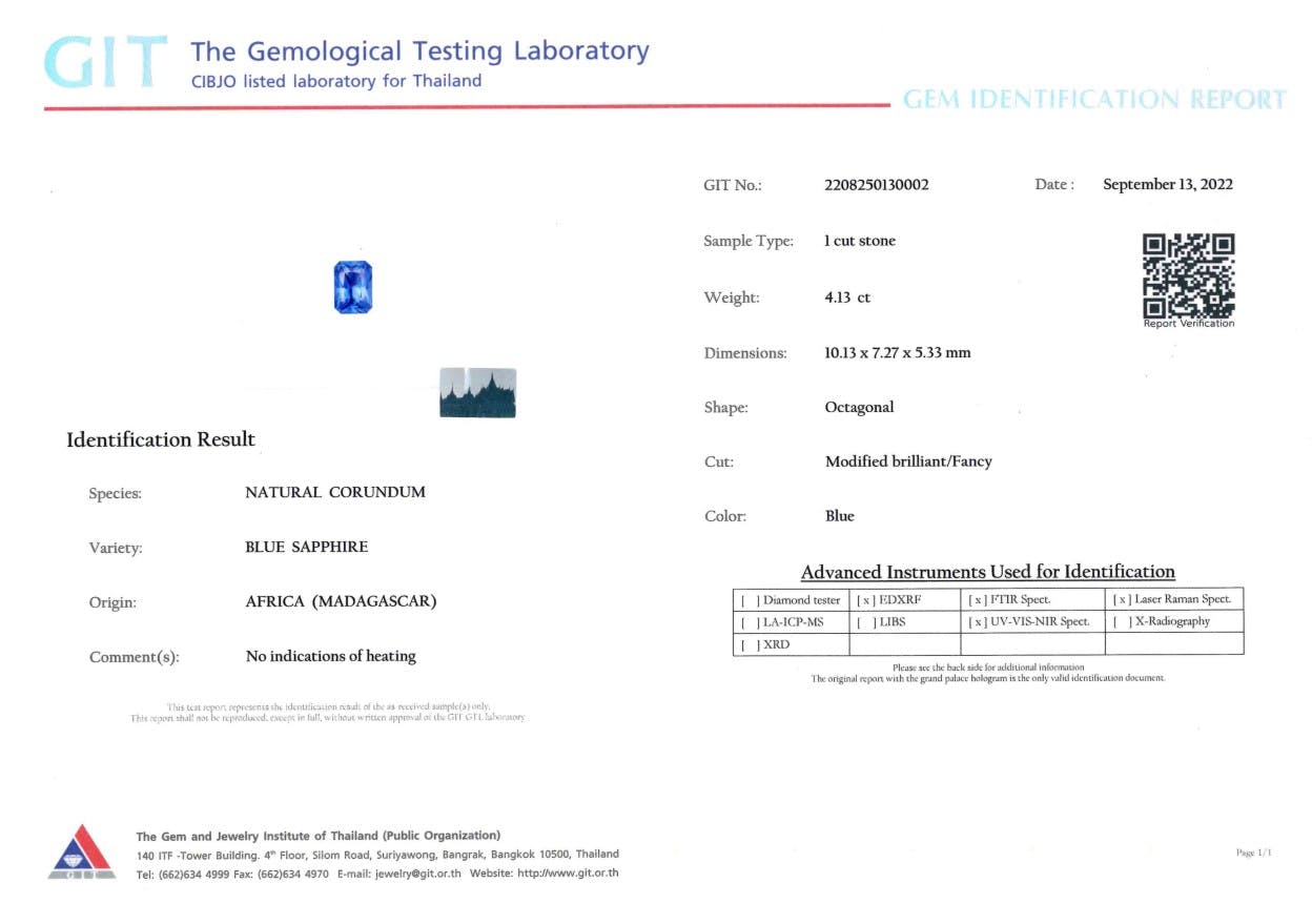 Le rapport du laboratoire de gemmologie du Saphir Bleu Bonnot Paris de 4,13 ct, daté du 13 septembre 2022, décrit son poids, sa taille, sa forme et son origine malgache. Il indique l'absence de traitement et comprend un code QR et une liste d'instruments.