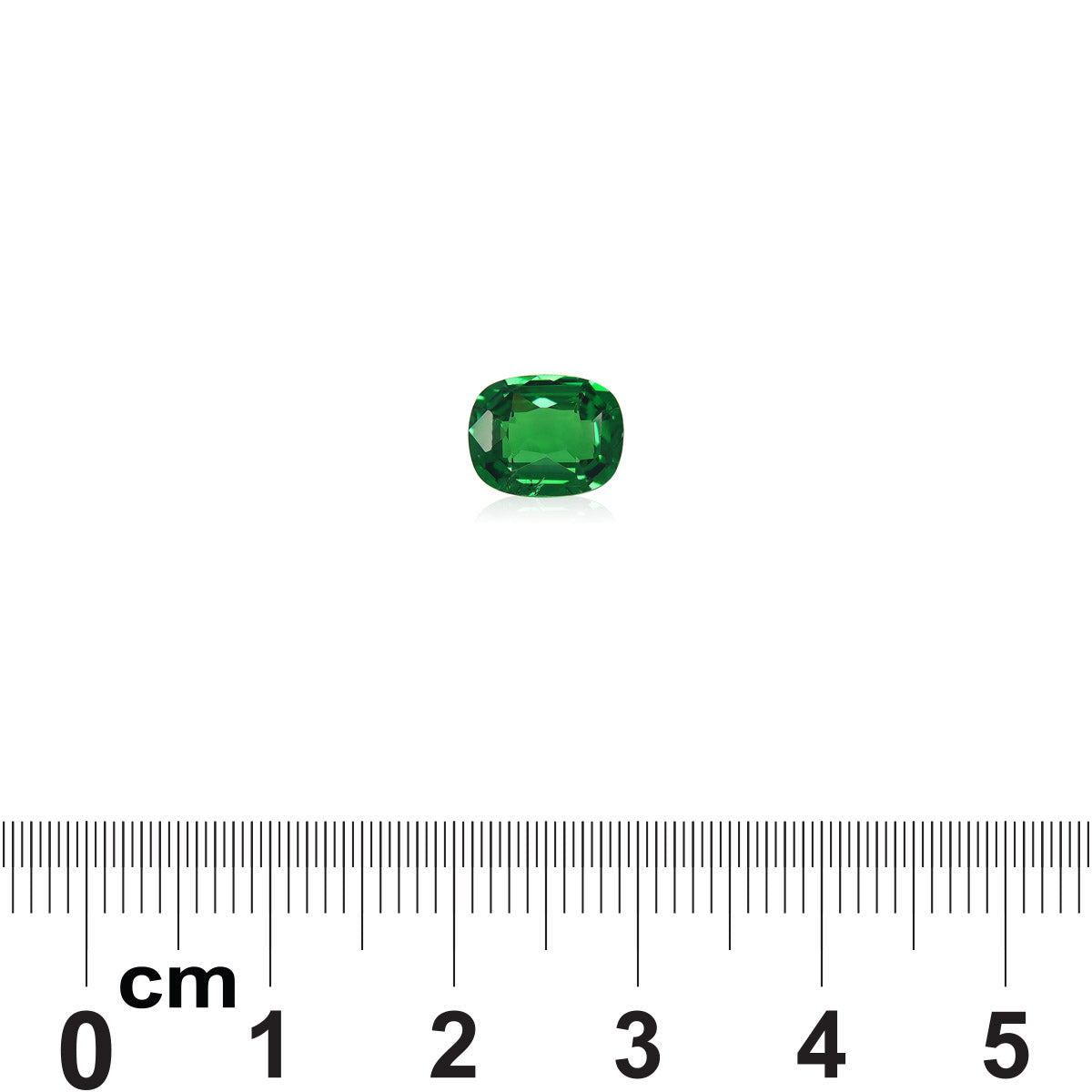 Un Grenat Tsavorite, 1,7 ct de Bonnot Paris, présentant une petite taille coussin rectangulaire en vert, est présenté sur un fond blanc avec une règle en dessous indiquant les mesures en centimètres pour l'échelle.
