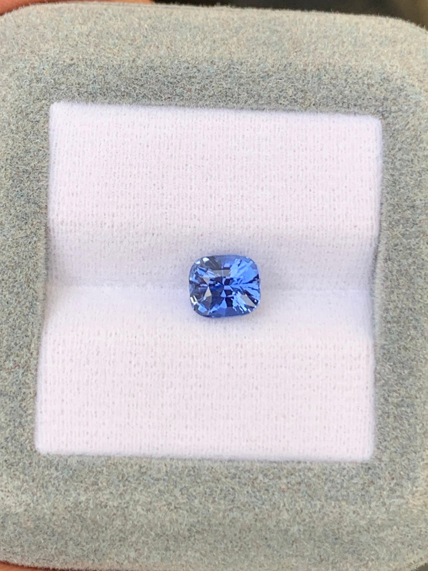 Saphir bleu du Sri Lanka