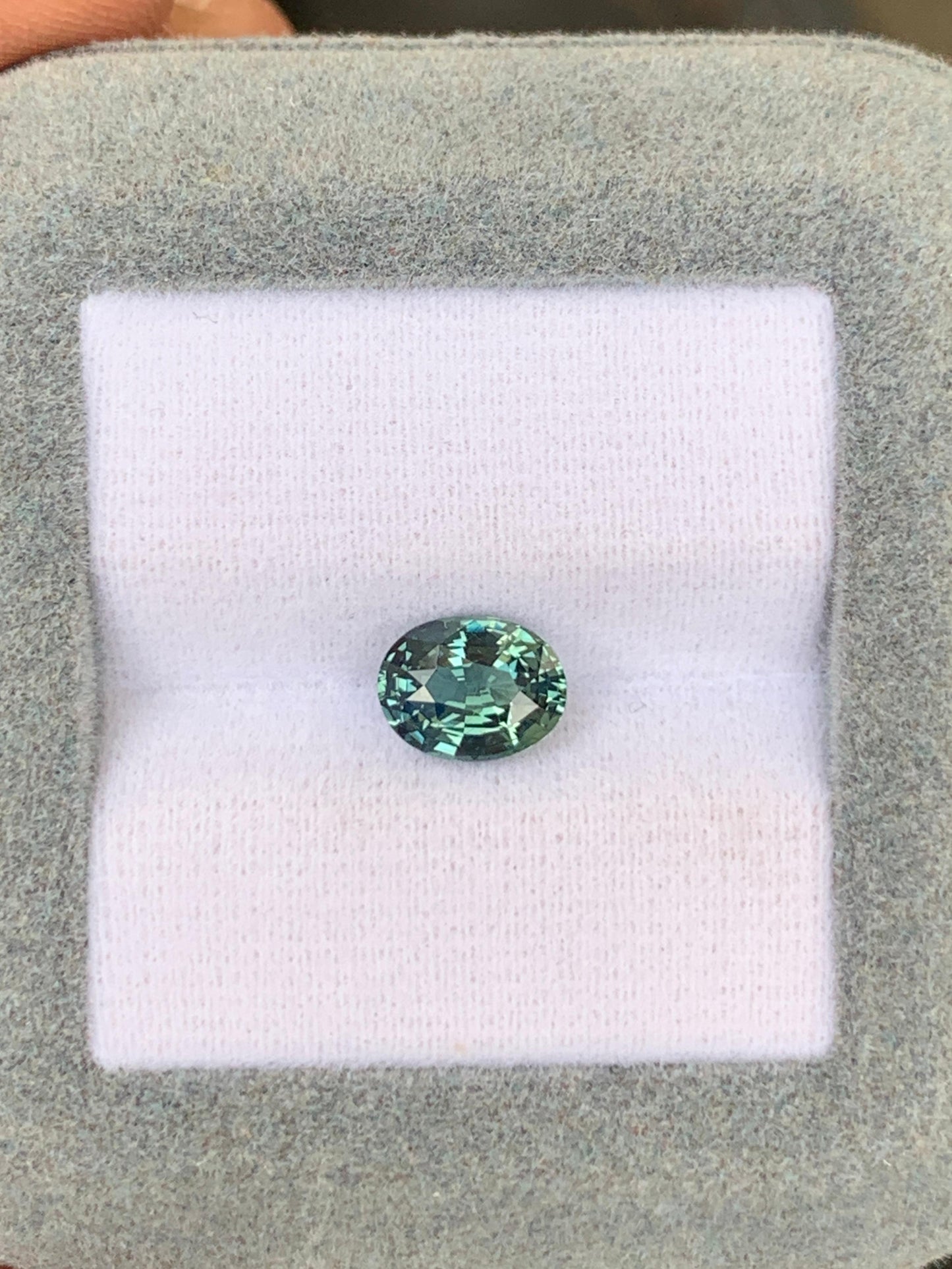 Saphir bicolore de Madagascar