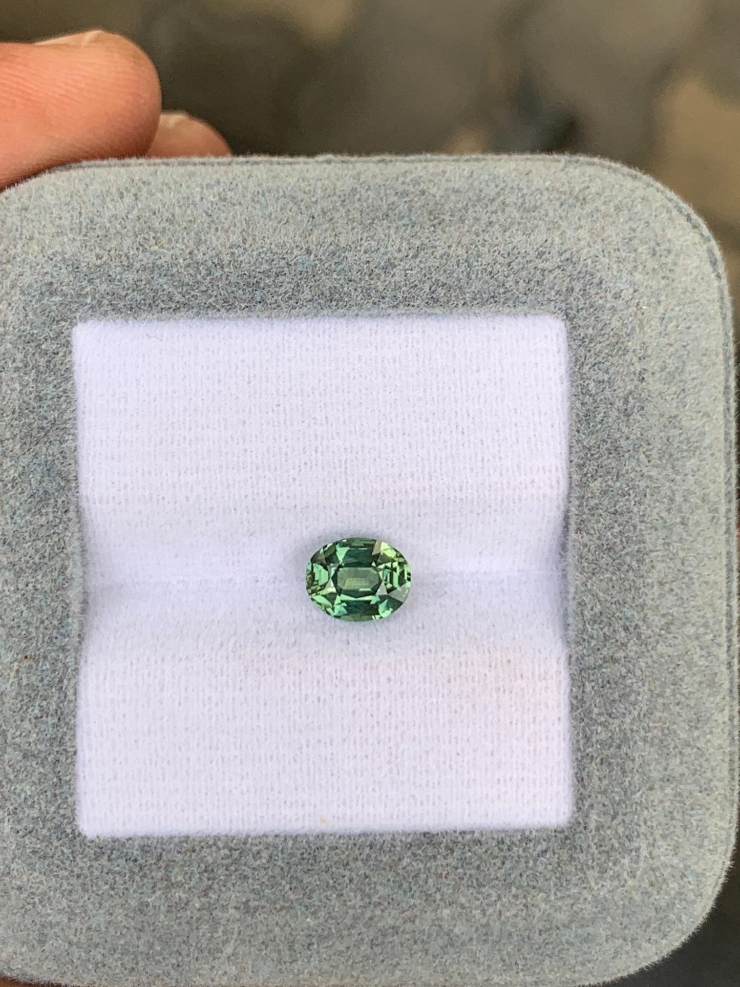 Saphir vert de Madagascar