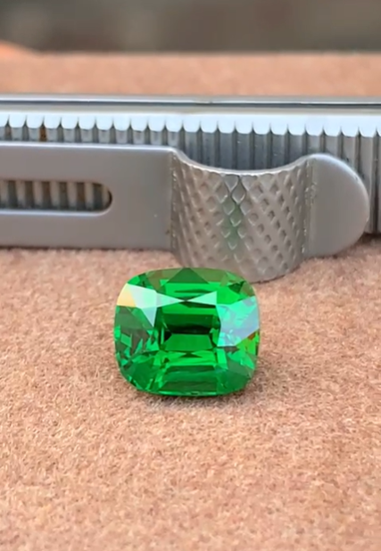 Tsavorite origine Kenya