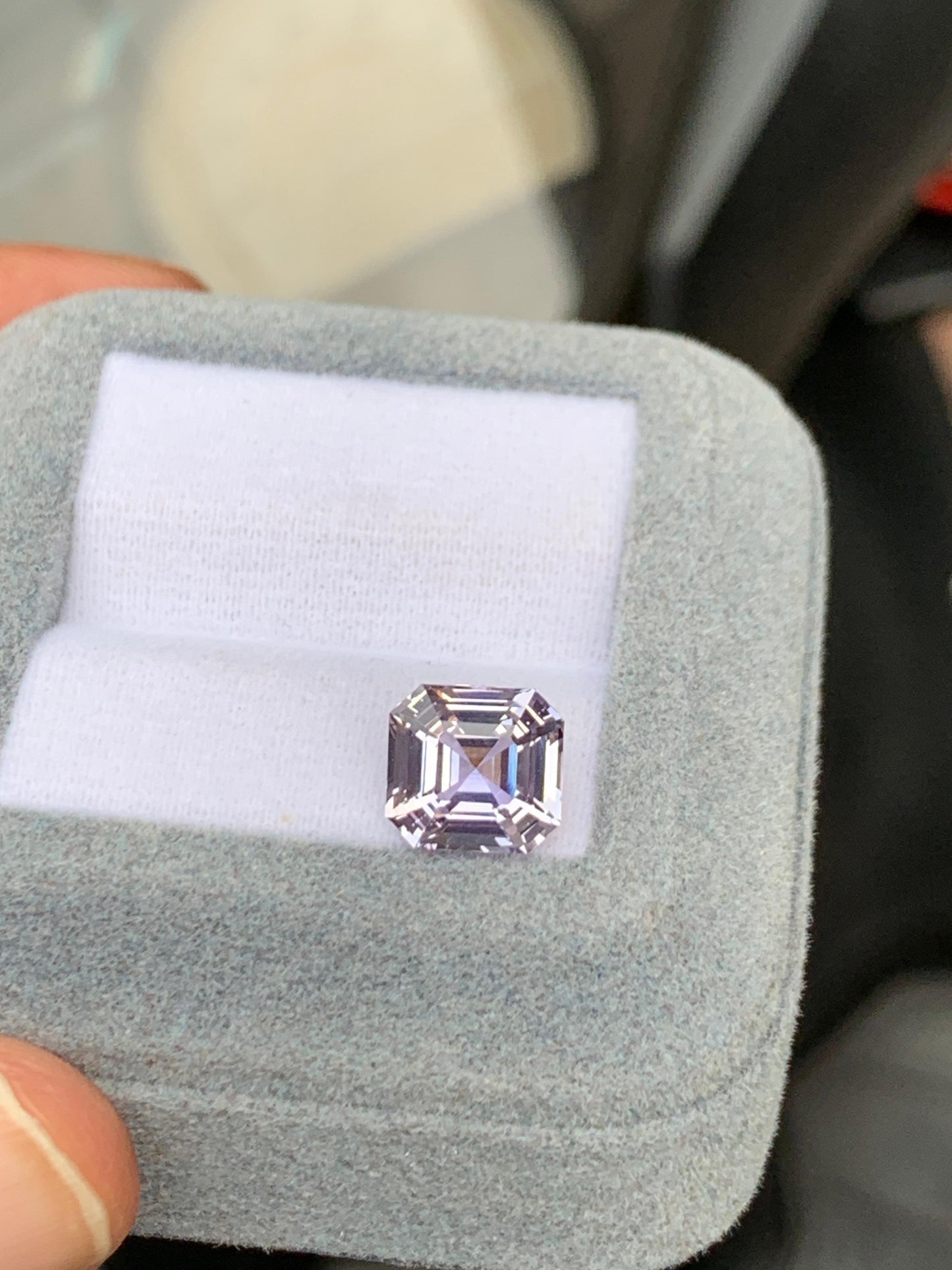 saphir-lavande-émeraude-3-52ct-photo-2