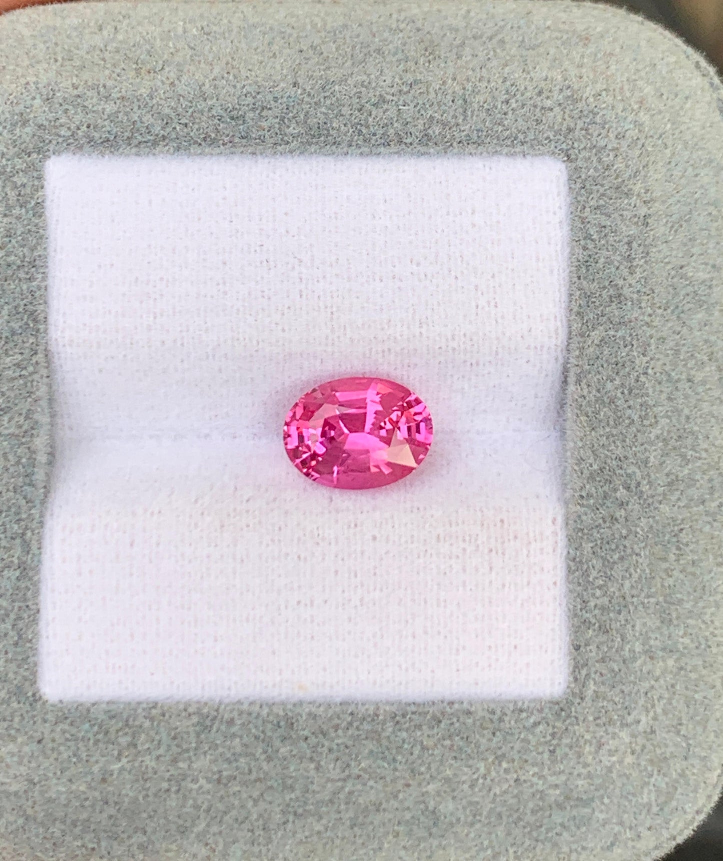 saphir-rose-ovale-2-13ct-photo-2