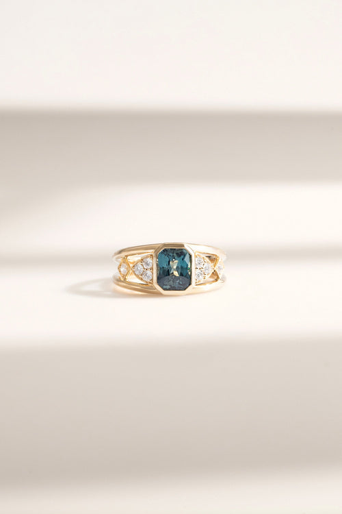 Bague plaisir avec saphir teal