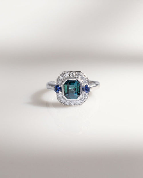 Bague de fiançailles avec saphir teal