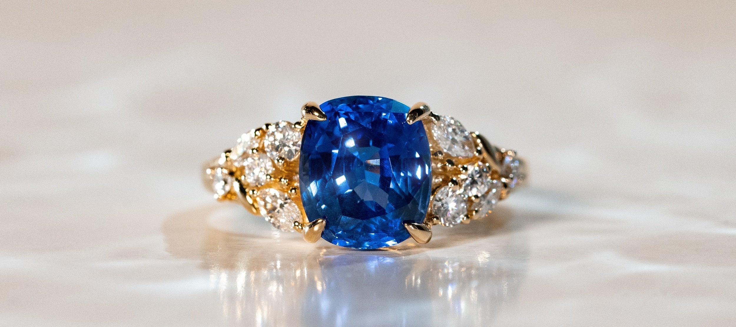 bague saphir bleu