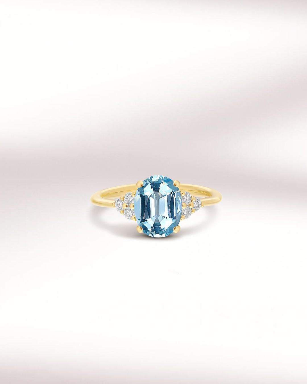 Bague de fiançailles avec Aigue-Marine de Madagascar