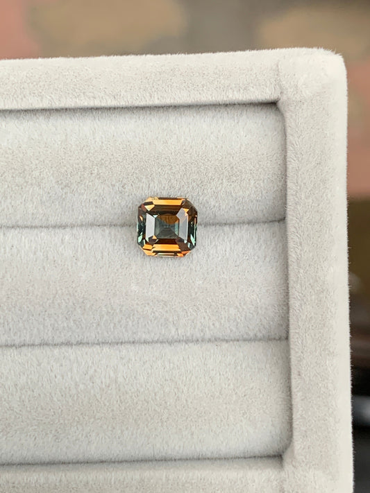 Saphir bicolore • 2,01ct Bonnot Paris