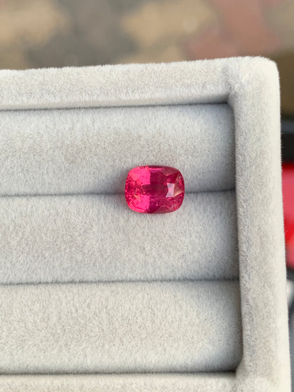 Spinelle Mahenge • 2,56ct Bonnot Paris