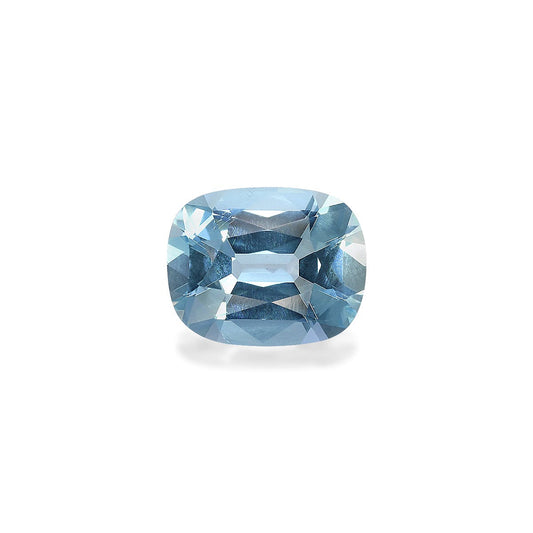 L'Aigue-Marine de 2,34 carats de Bonnot Paris est une pierre précieuse bleue taille coussin sertie sur un fond blanc uni. Elle respire l'élégance grâce à ses multiples facettes qui reflètent la lumière.