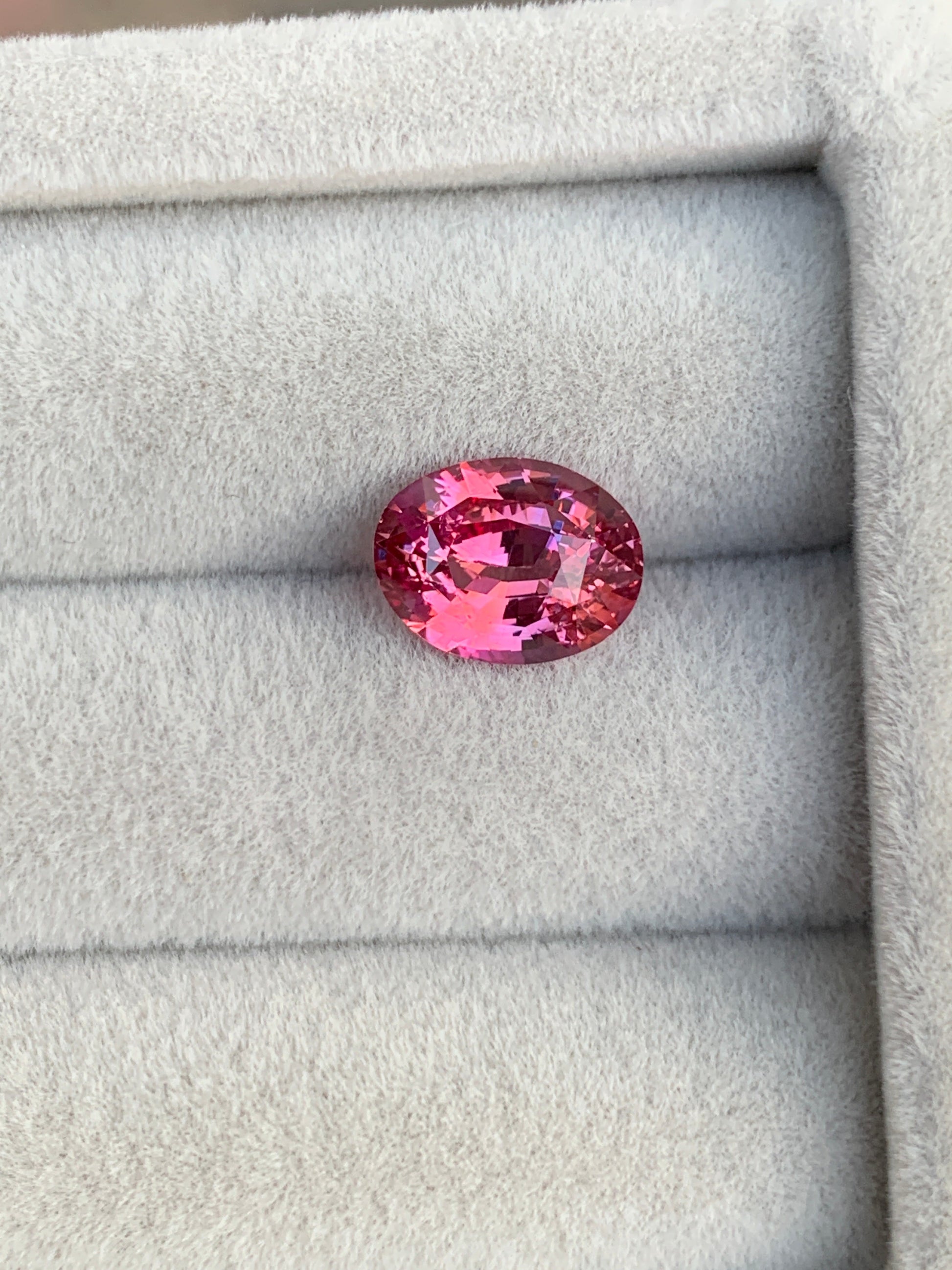 Saphir Padparadcha • 2,51ct Bonnot Paris