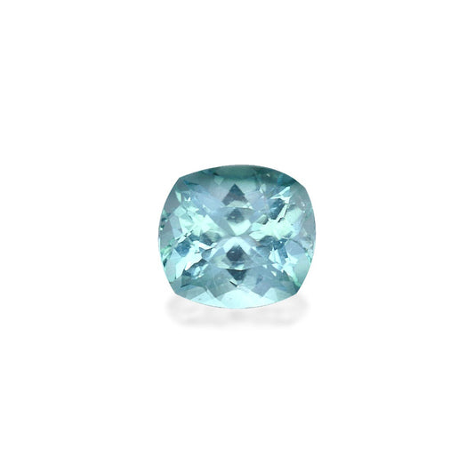 Une Tourmaline Paraïba de Bonnot Paris, pierre précieuse taille coussin de 0,32 ct, d'un bleu translucide à facettes reflétant la lumière, sertie sur un fond blanc uni.