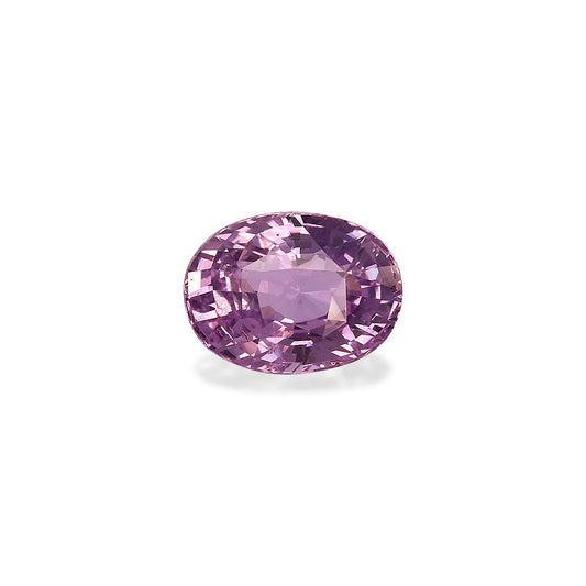 Un Saphir Violet radieux · 3,55 ct de Bonnot Paris, avec une taille ovale et des facettes réfléchissant la lumière, repose sur un fond blanc uni.