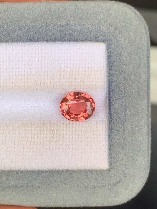 Saphir Padparadscha de Madagascar