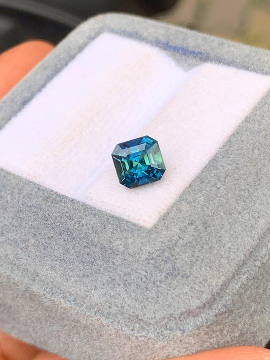 Saphir Teal de Madagascar