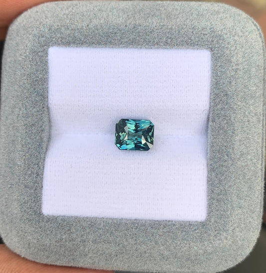 Saphir Teal de Madagascar