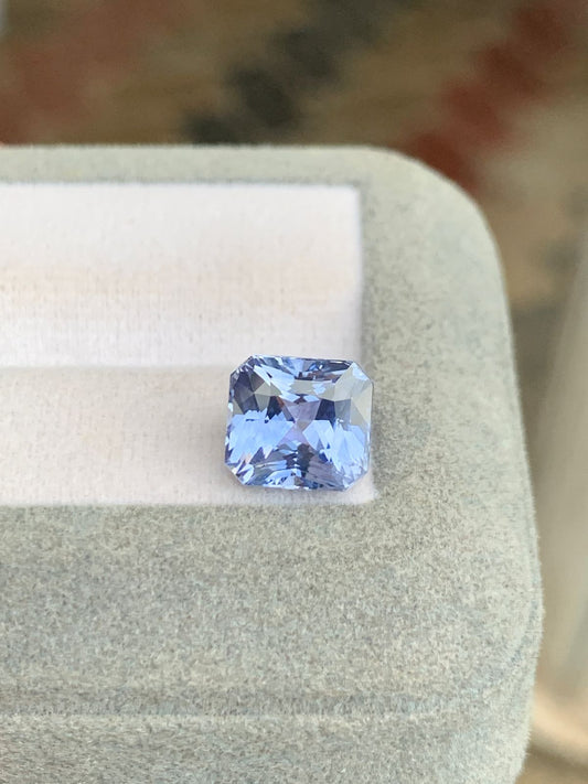 Saphir bleu du Sri Lanka