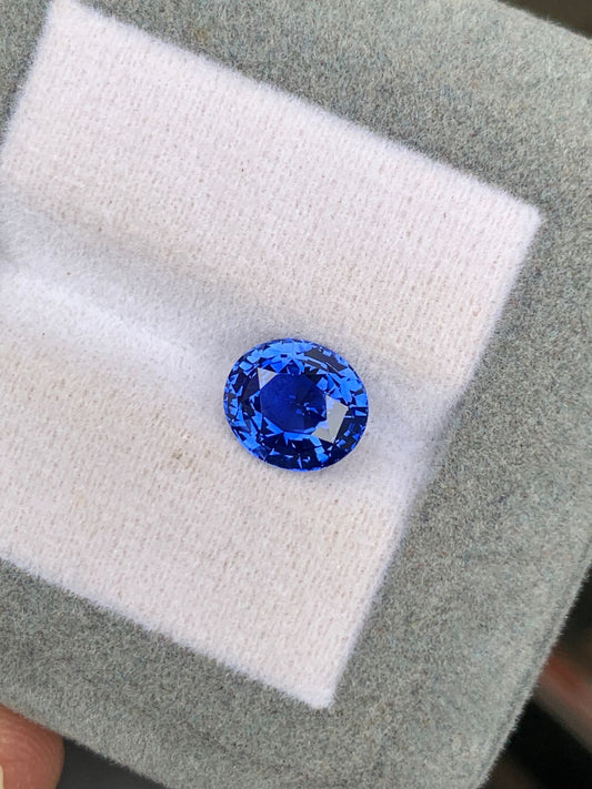 Saphir bleu 2.90ct