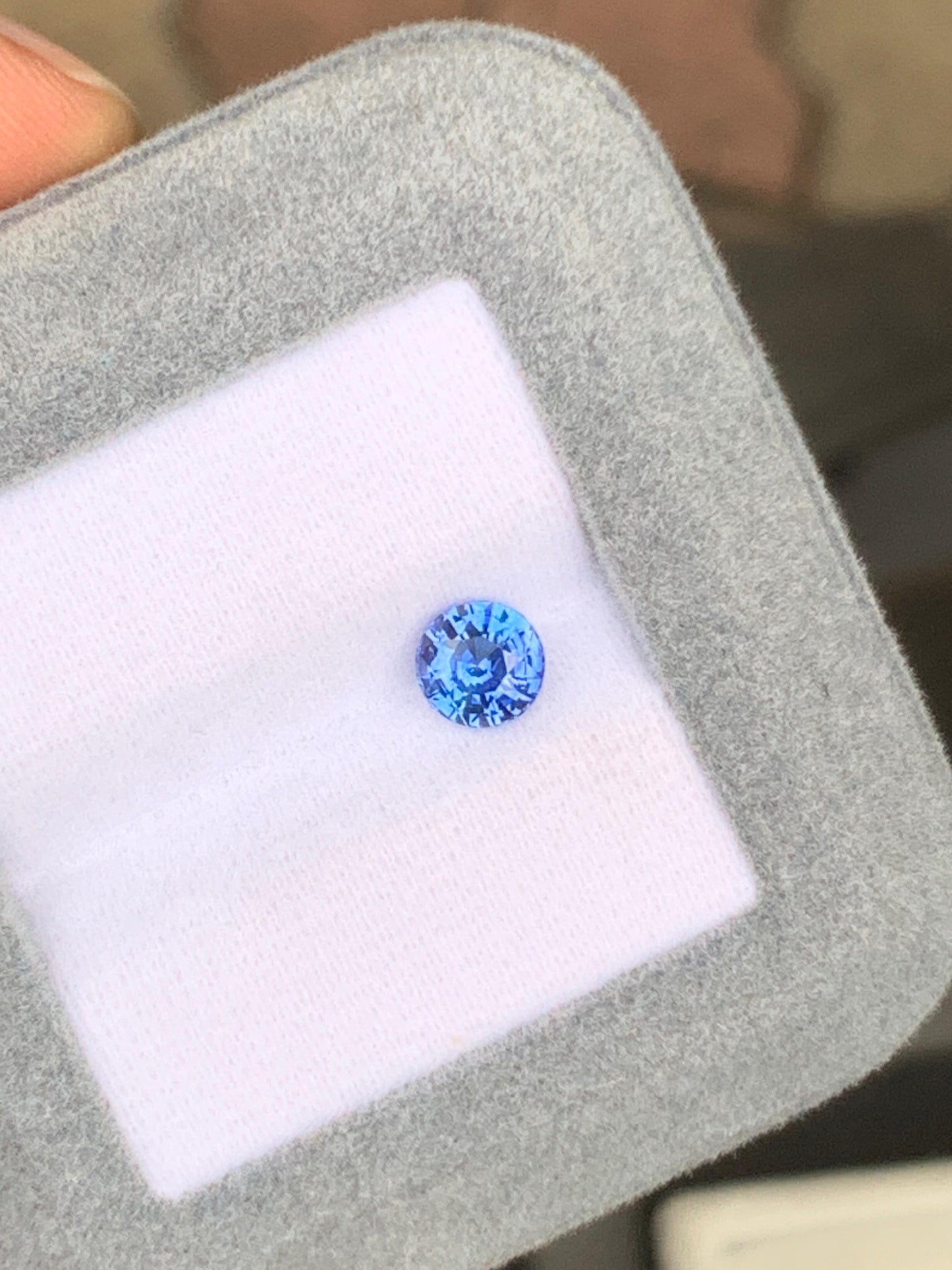 Saphir bleu du Sri Lanka