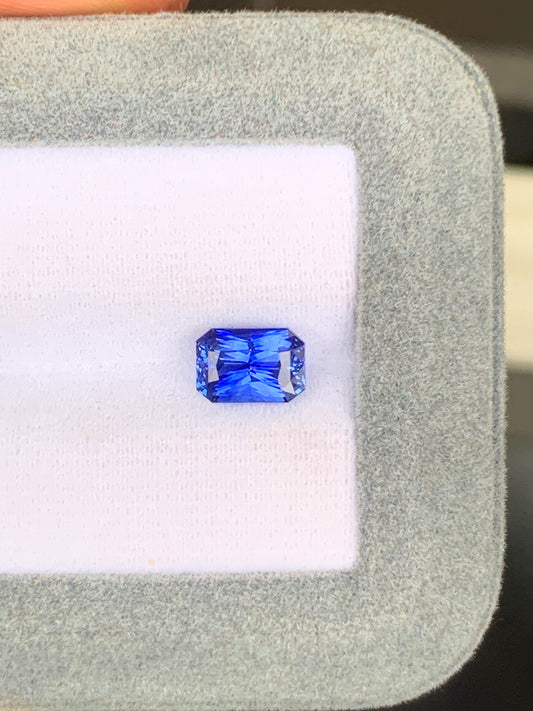 Saphir bleu du Sri Lanka