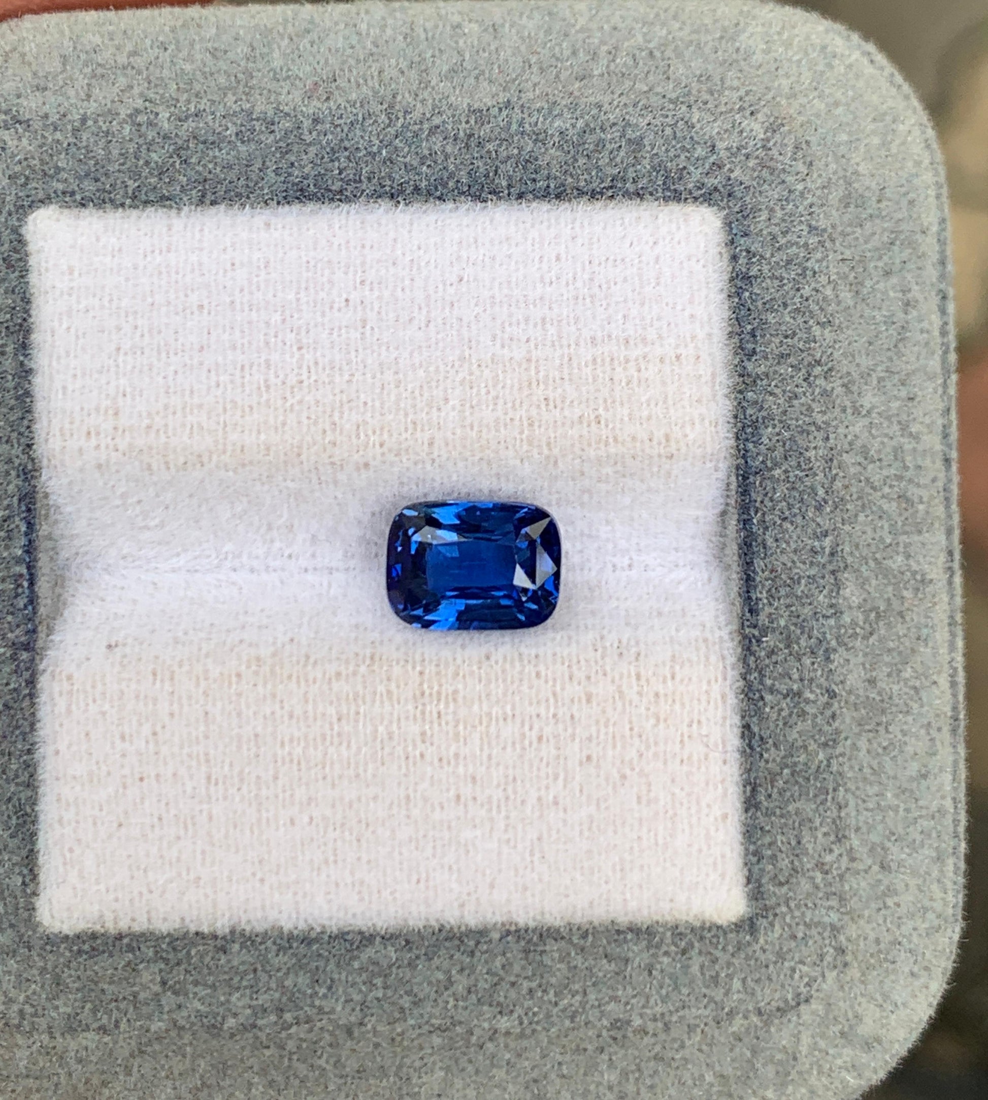 Saphir bleu du Sri Lanka