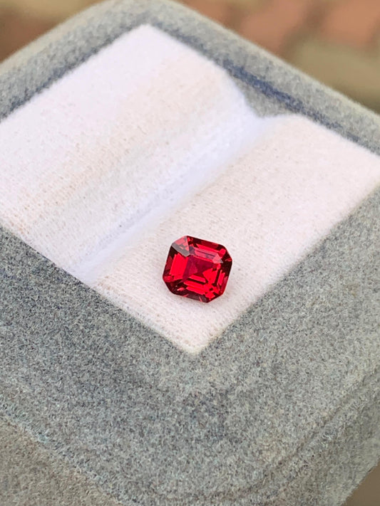 Spinelle rouge de Birmanie
