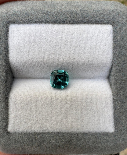 Tourmaline cushion 0,83 ct