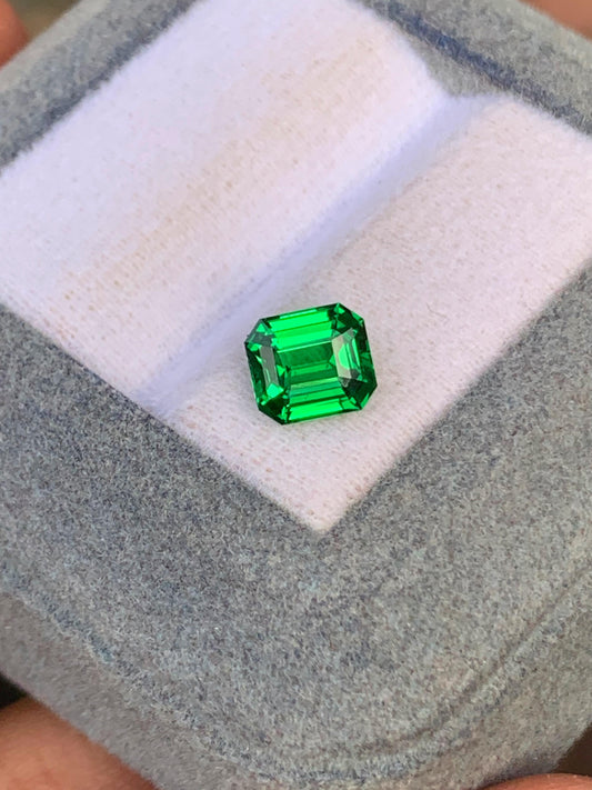 Tsavorite du Kenya