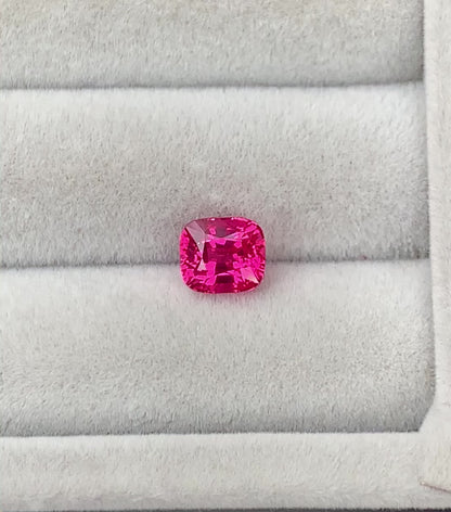 Spinelle Mahenge • 1,52ct