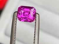 Saphir Rose • 1,6ct