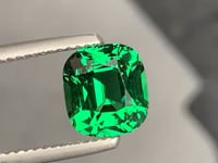 Tsavorite de 3.15ct