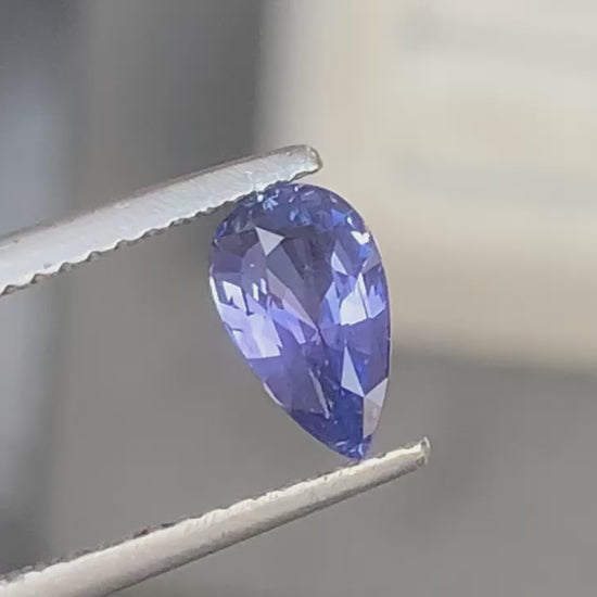 saphir-changement-couleur-poire-1-02ct-video-1