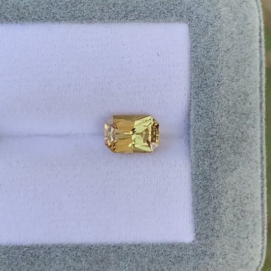 saphir-jaune-radiant-1,72ct