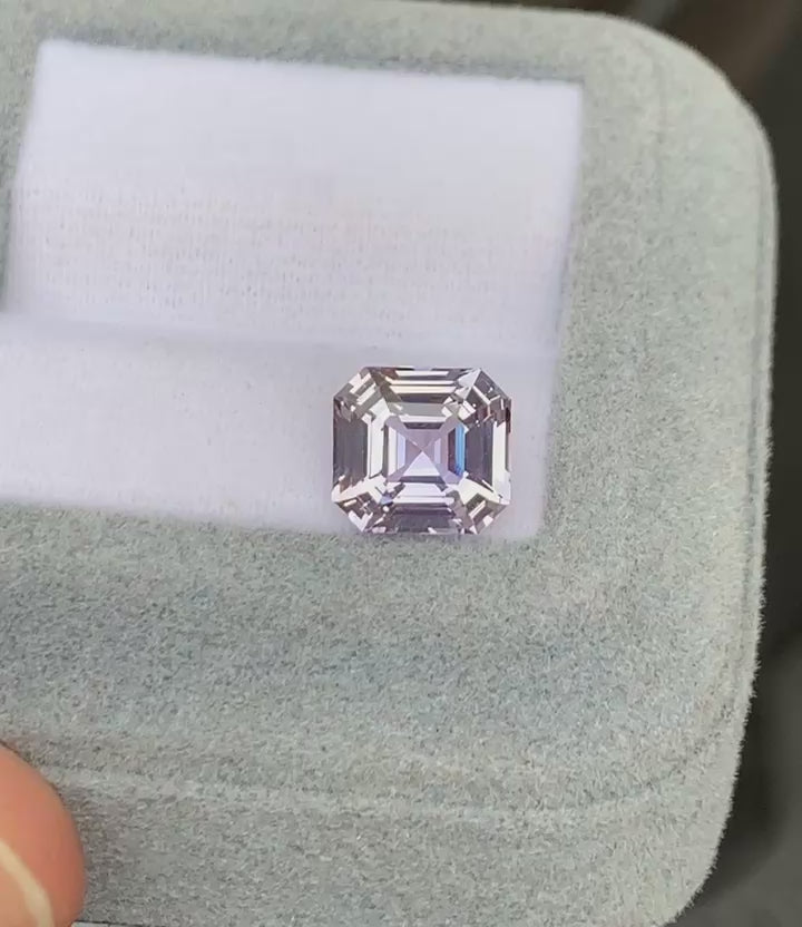 saphir-lavande-émeraude-3-52ct-video-2
