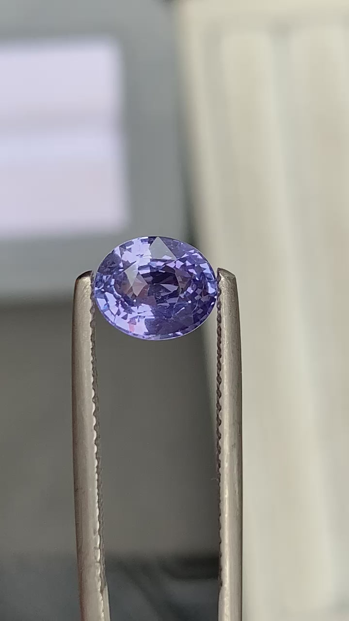 saphir-violet-ovale-2-00ct-photo-1-video-1