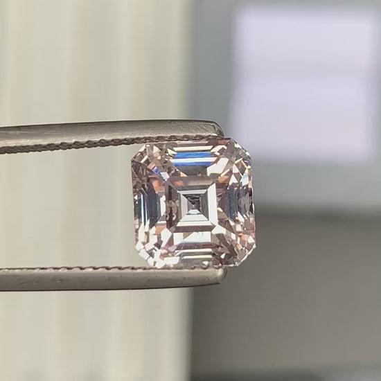 saphir-p-che-emeraude-4-25ct-video-1