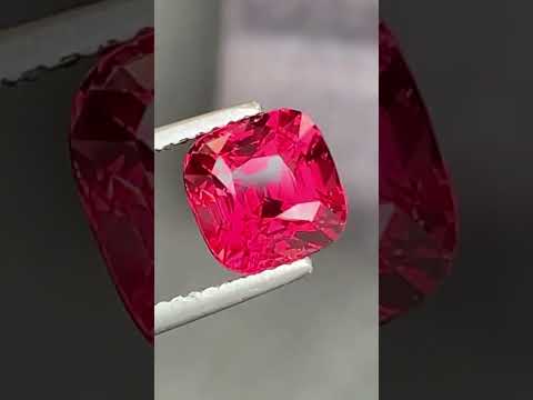 Spinelle Mahenge rouge de Tanzanie