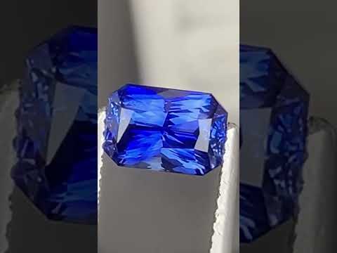 Saphir bleu du Sri Lanka