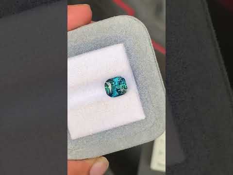 Saphir Teal de Madagascar