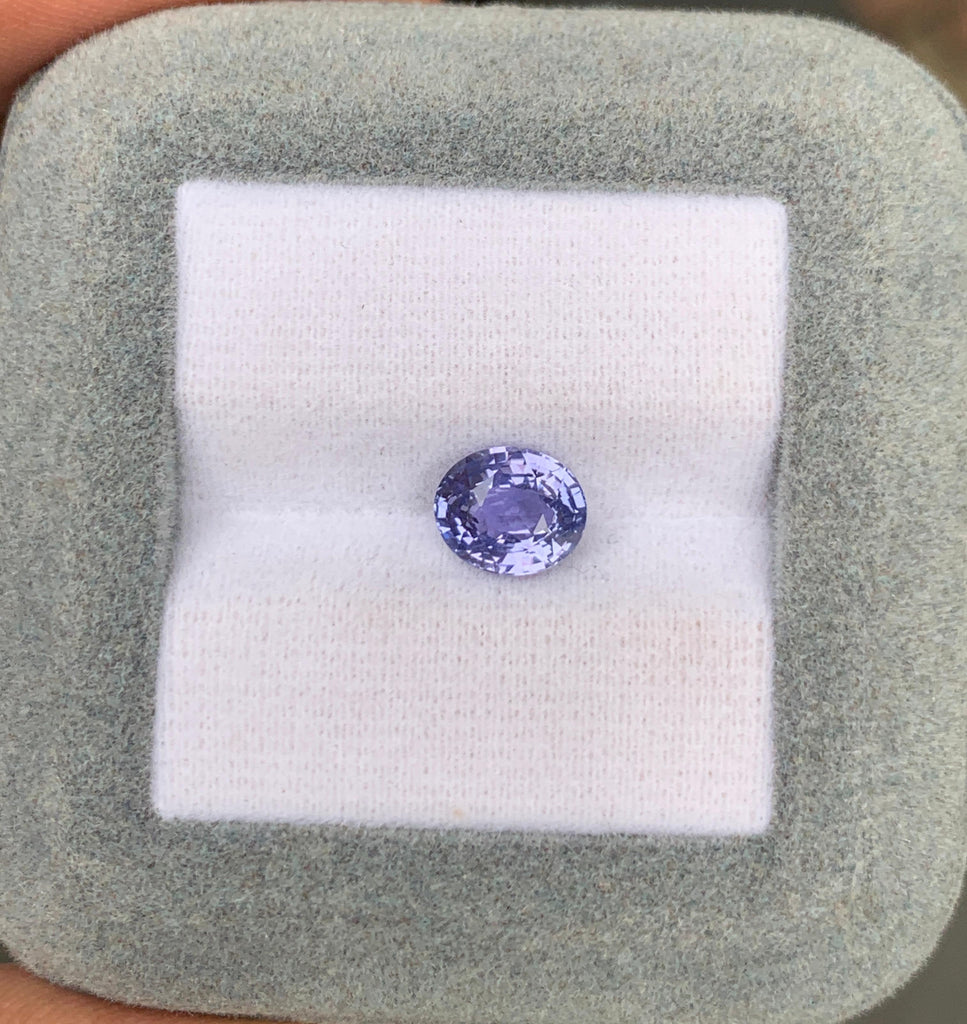 saphir-violet-ovale-2-00ct-photo-1